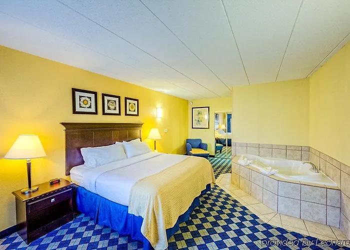 North I-270 Worthington Hotel Worthington