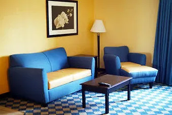 Hotel North I-270 Worthington 3*